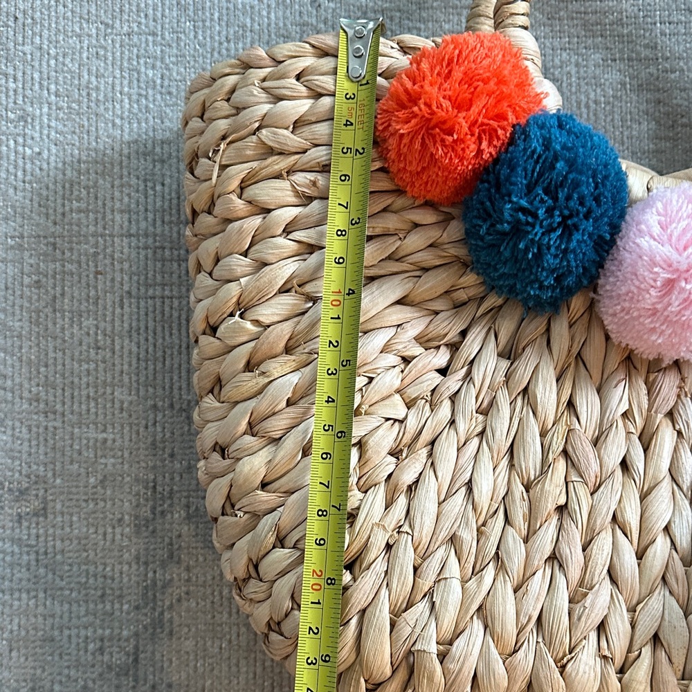 Colorful Pom-Pom Straw Tote Bag with Drawstring Closure on Inside. - Picture 3 of 6